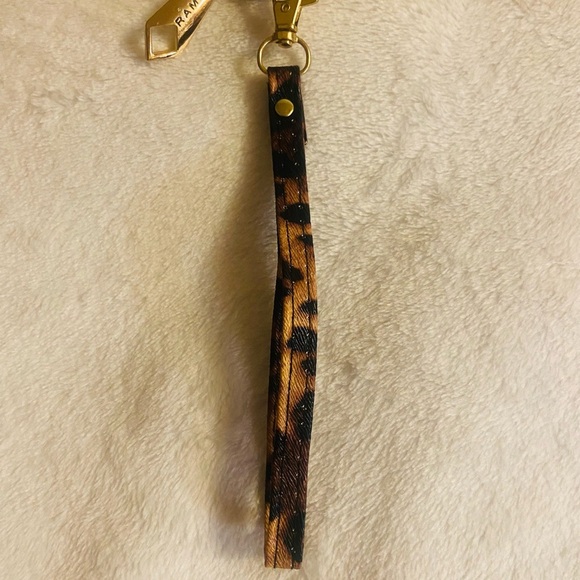 Rampage Leopard Print Wallet/Wristlet NWOT - Picture 8 of 14